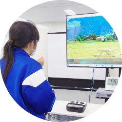 スクール施設内イベント